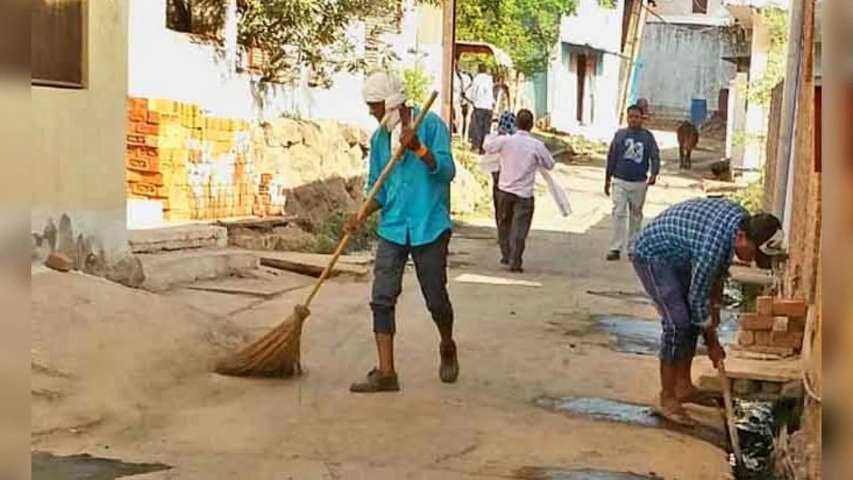 MP News: वार्ड में सफाई नहीं होने से भाजपा पार्षद नाराज, जनता के साथ अध्यक्ष का मुंह काला करने की दी धमकी