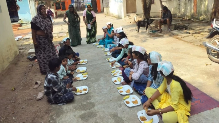 सतना के नारायण मुक्तिधाम को सबसे पवित्र स्थान बता कन्या खिलाने पर बहस, पढ़ें कितना उचित है श्मशान में भोज