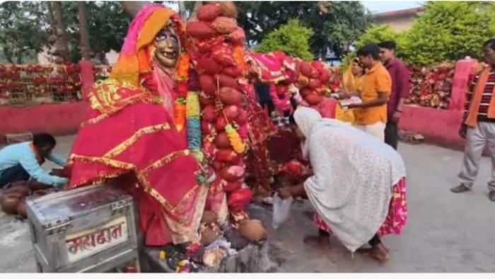 एमपी के शहडोल में डायन माता धाम, लाल कपड़ों में बंधे हैं हजारों नारियल, कोई संतान तो कोई खोया सामान मांगने आता है