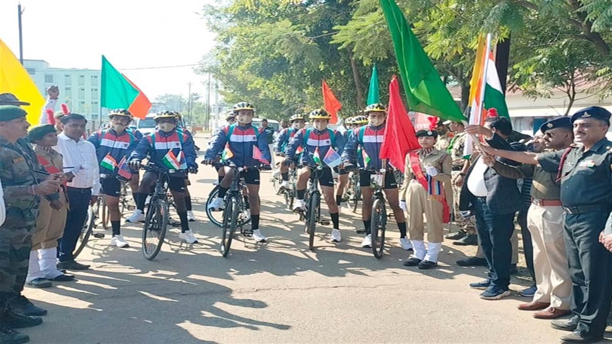 NCC in Balaghat : 41 साल बाद बालाघाट एनसीसी को मिला मौका, 15 कैडेट्स साइकिल से पहुंचेंगे भोपाल