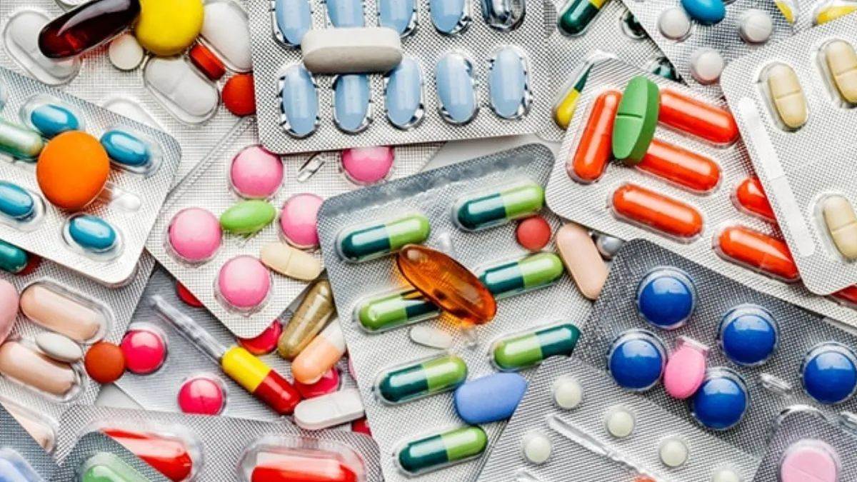 छिंदवाड़ा में बच्चे की मौत के बाद सात आयुर्वेदिक दवाओं पर रोक, खरीदी-बिक्री पर लगा बैन