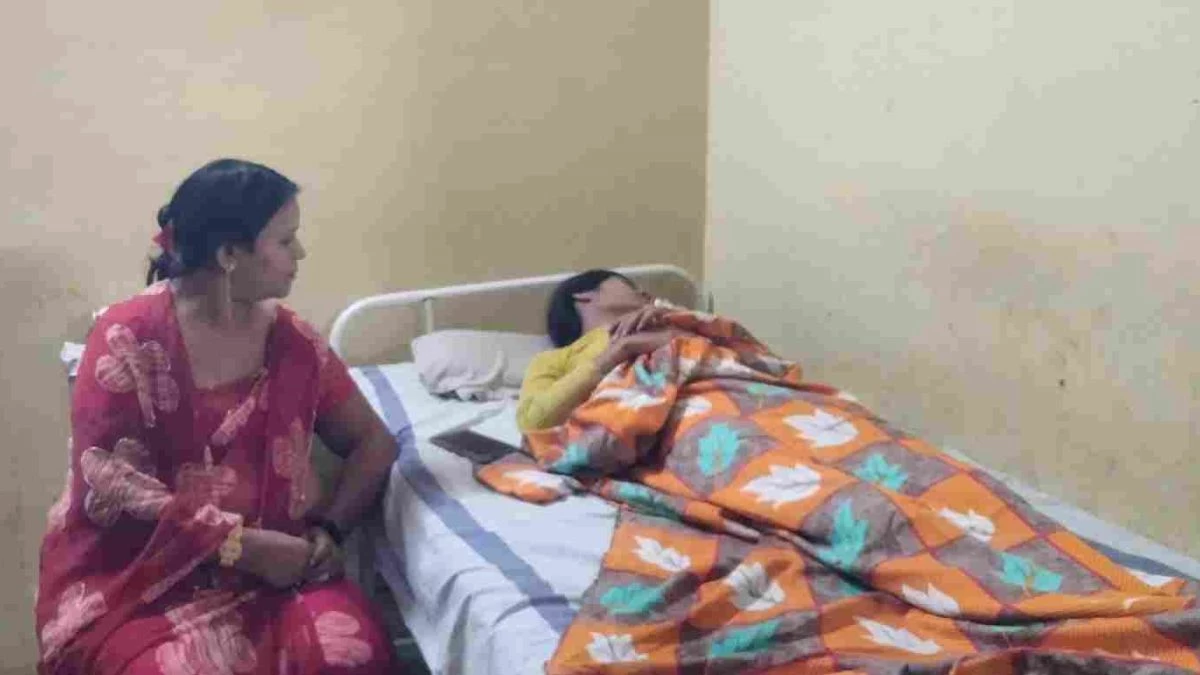 थाने में पति ने गर्भवती पत्नी संग की हैवानियत, पेट में लात मारकर भ्रूण गिराया, देखती रही पुलिस