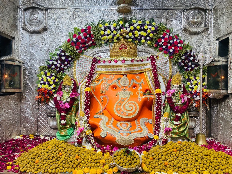 Visit Khajrana Ganesh Mandir Directly Know The Merits Of The Temple Khajrana Ganesh Mandir Live Darshan Have Direct Darshan From Khajrana Ganesh Temple Know The Merits Of The Temple