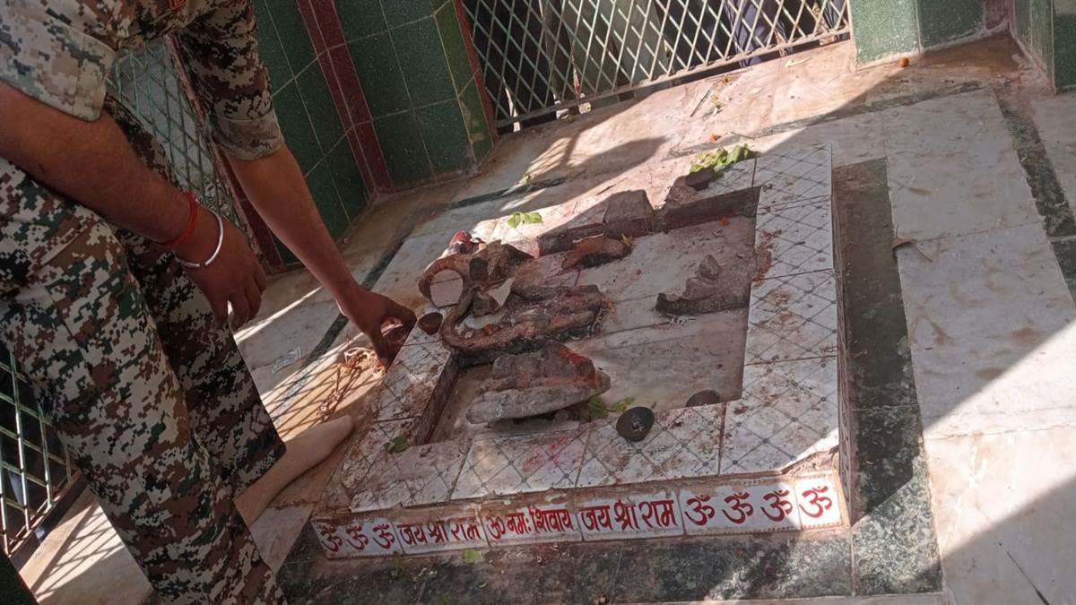 Statues Broken in Morena: राधाकृष्ण मंदिर में स्थापित शिव परिवार की प्रतिमाओं को तोड़ा
