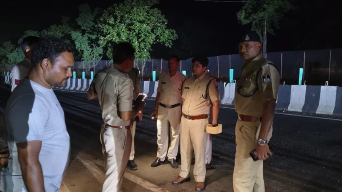 रातभर सर्च ऑपरेशन के बाद जंगल से मिला 'कातिल हाइवा', नरसिंहपुर हादसे में मृतकों की संख्या हुई पांच