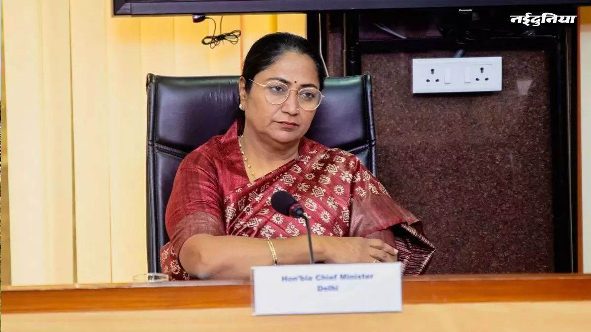 दिल्ली की सीएम रेखा गुप्ता पर हमले की कोशिश, जनसुनवाई के दौरान हुई ये बड़ी घटना