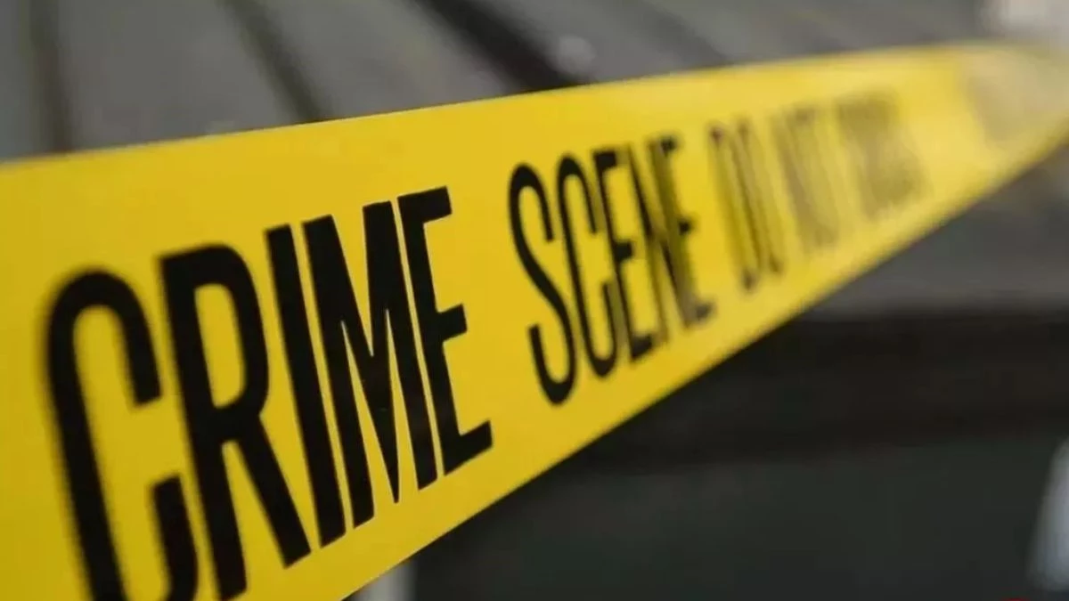 रात में प्रेमी संग नाबालिग बेटी को देख बौखलाया पिता, कुल्हाड़ी से काटी गर्दन; UP में ऑनर किलिंग केस