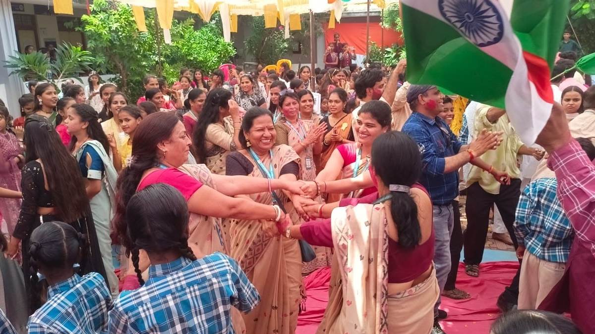 रतलाम का सीएम राइज विनोबा स्‍कूल विश्‍व के 100 स्‍कूलों में तीसरे नंबर पर, जानिये क्‍यों मिला यह खिताब