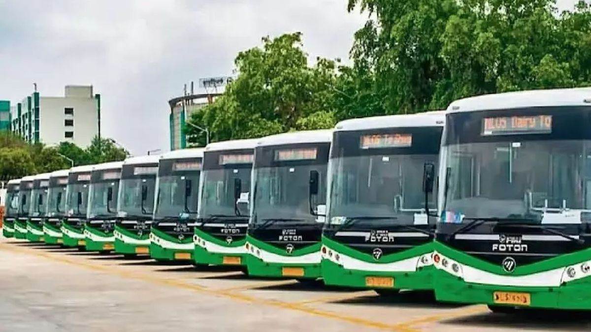 जबलपुर की सड़कों पर 40 ई-बसें और 52 सीएनजी टिपर, नवंबर में और बढ़ेंगे वाहन, ग्रीन सिटी की तरफ बढ़ रहे हैं कदम