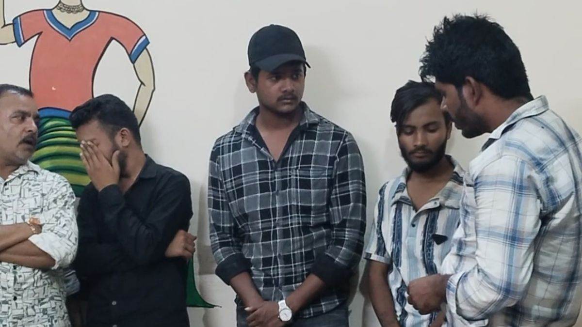कटनी के दो स्पा सेंटर में अचानक पहुंची पुलिस, आपत्तिजनक सामान मिलने पर पकड़े गए 15 युवक-युवतियां