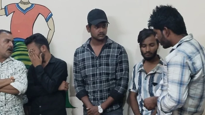 कटनी के दो स्पा सेंटर में अचानक पहुंची पुलिस, आपत्तिजनक सामान मिलने पर पकड़े गए 15 युवक-युवतियां