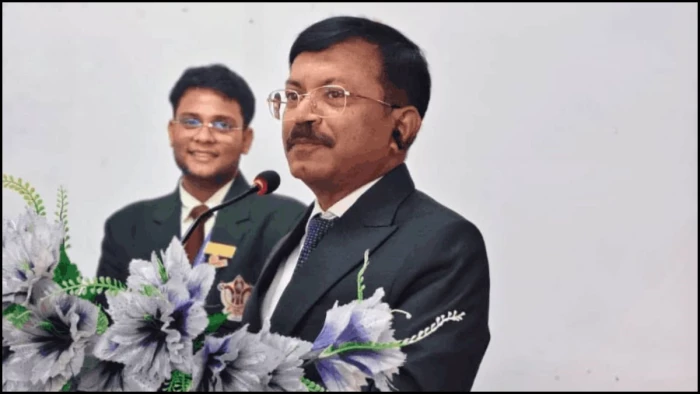 एमपी चुनाव आयुक्त मनोज श्रीवास्तव की पोस्ट ने मचाई हलचल, कहा- शुक्र मनाए भारत में हैं, सऊदी अरब में नहीं