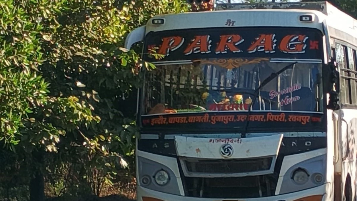 विधायक के बेटे और कंडक्टर के बीच हुई बहस, पुलिस ने रुटींग चेकिंग के नाम पर खड़ी करवा दी बस; मामला Viral