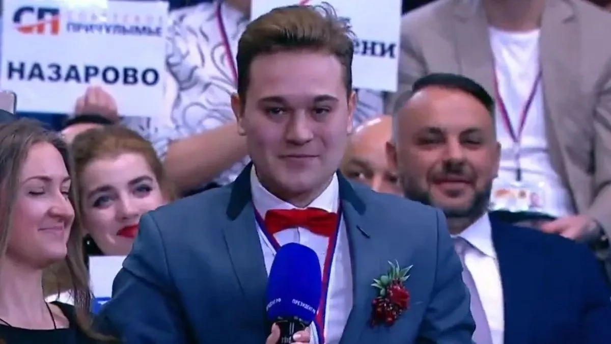 व्लादिमीर पुतिन की PC में रूसी पत्रकार का 'मास्टरस्ट्रोक', लाइव टीवी पर गर्लफ्रेंड से पूछा- क्या मुझसे शादी करोगी?