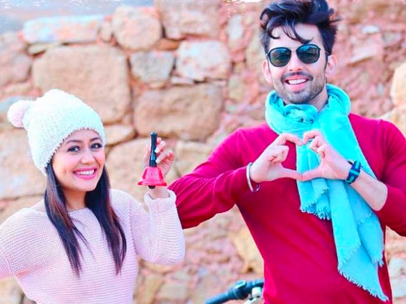 Himansh Kohli decided to get back at Neha Kakkar by Posting his pic from  the beach in Dubai