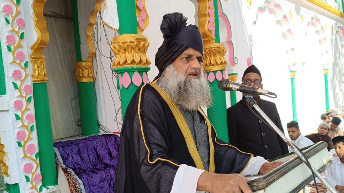 इंदौर में ईद की नमाज के दौरान बोले शहर काजी, यहूदी और विदेशी सामान का बॉयकॉट कर स्वदेशी अपनाएं