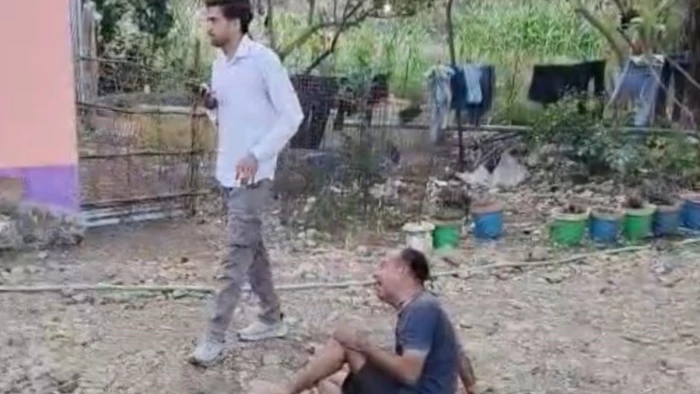 मंदिर से गायब हुईं भगवान की मूर्तियां, बिलखते हुए भक्त बोला- मेरे जगन्नाथ चले गए, भगवान को भगा दिया रे