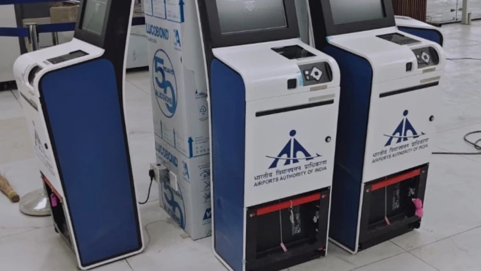 इंदौर एयरपोर्ट का टर्मिनल-1 तैयार, सेल्फ बोर्डिंग पास सहित मिलेगी कई हाईटेक सुविधाएं, 50 करोड़ रुपये आई लागत