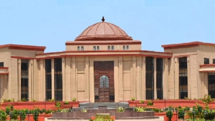 शिक्षक भर्ती ओबीसी आरक्षण विवाद: छत्तीसगढ़ हाई कोर्ट ने कहा- 90 दिनों के भीतर नए सिरे से बनाएं मेरिट लिस्ट