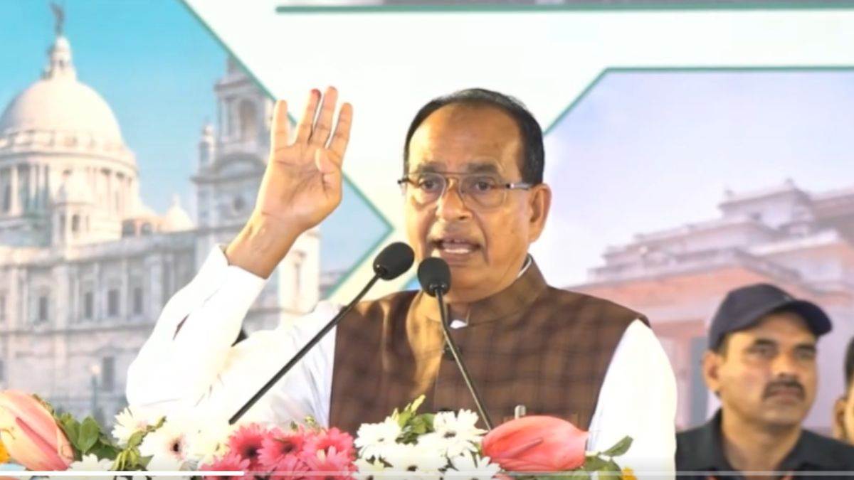 'गरीबों का हक छीना तो भुगतना पड़ेगा अंजाम...', सीहोर में केंद्रीय मंत्री शिवराज सिंह के तीखे तेवर, किसानों ने रोका काफिला