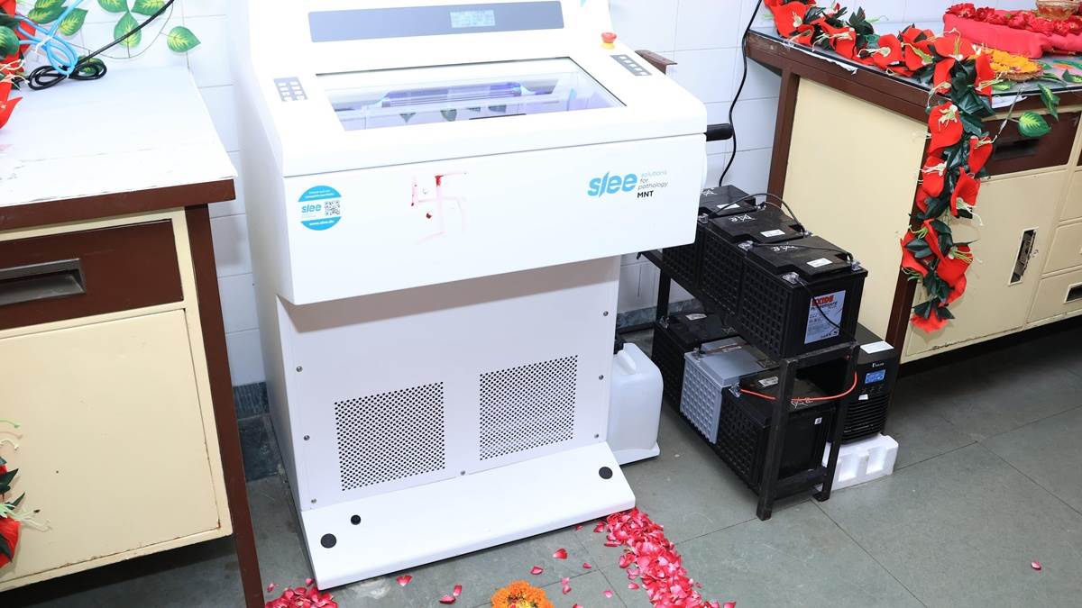 BMHRC में आई क्रायोस्टैट मशीन, अब कैंसर सर्जरी के दौरान ही चलेगा ट्यूमर का पता, मिनटों में आएगी रिपोर्ट