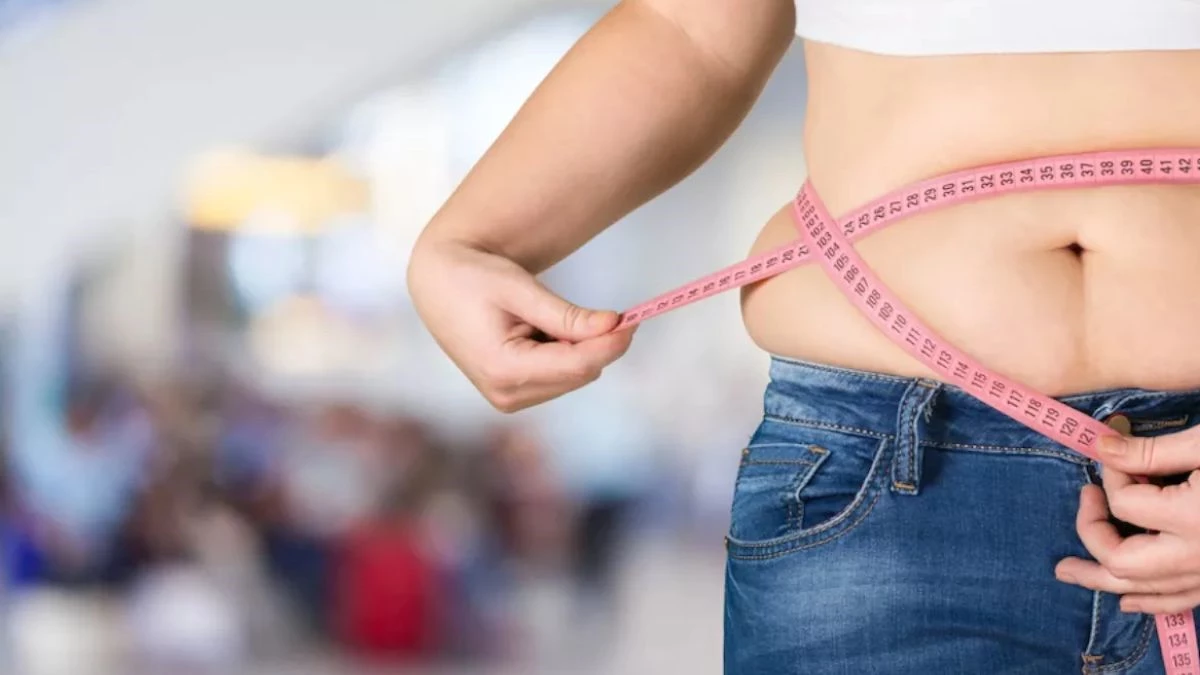 Fatty Liver Symptoms: कमर का नाप देता है फैटी लिवर का संकेत… क्या आपकी उम्र भी है 30 साल से अधिक