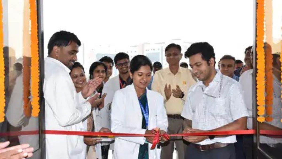 रायपुर वालों के लिए खुशखबरी: एम्स में लैब जांच प्रक्रिया हुई पेपरलेस, अब बिना प्रिंटेड पर्ची सीधे होगा सैंपल कलेक्शन