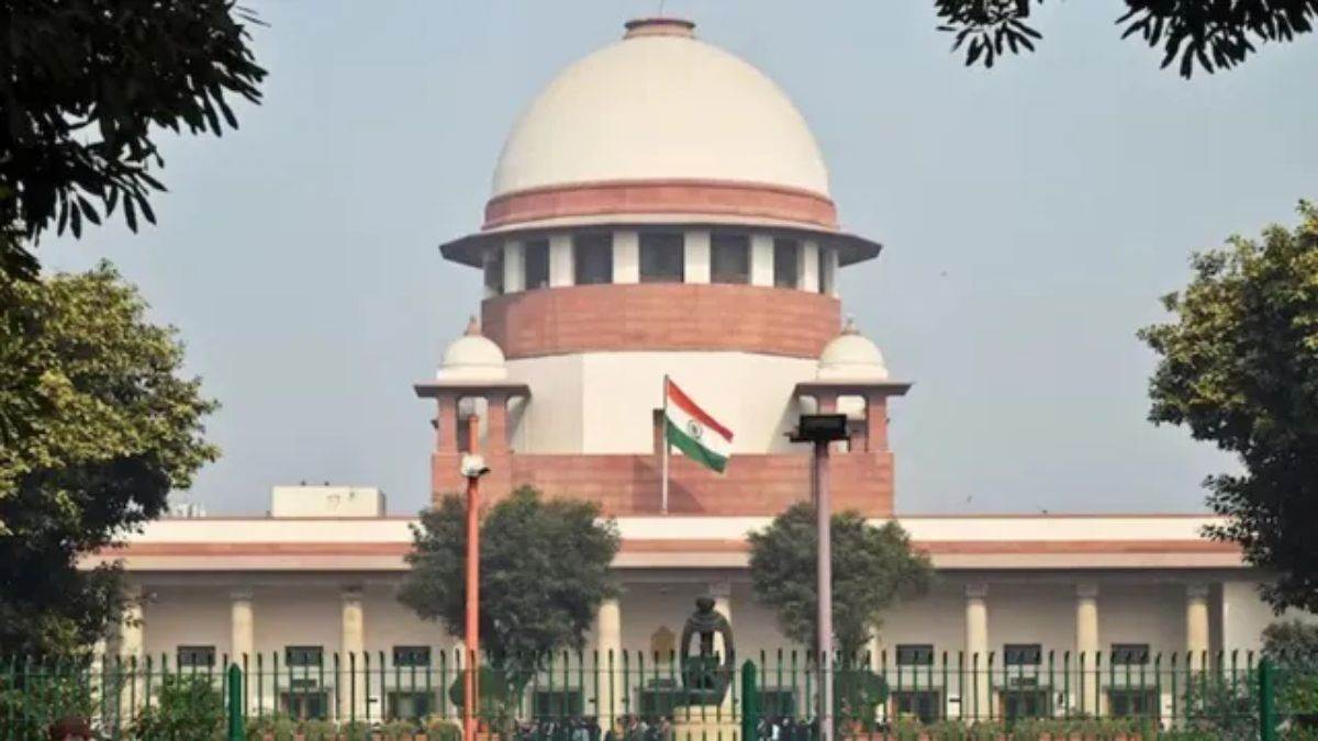 'तलाक मांगना अलग बात, पति की रोजी-रोटी छीनना सबसे बुरा...', पत्नी की याचिका पर सुप्रीम कोर्ट ने जताई चिंता