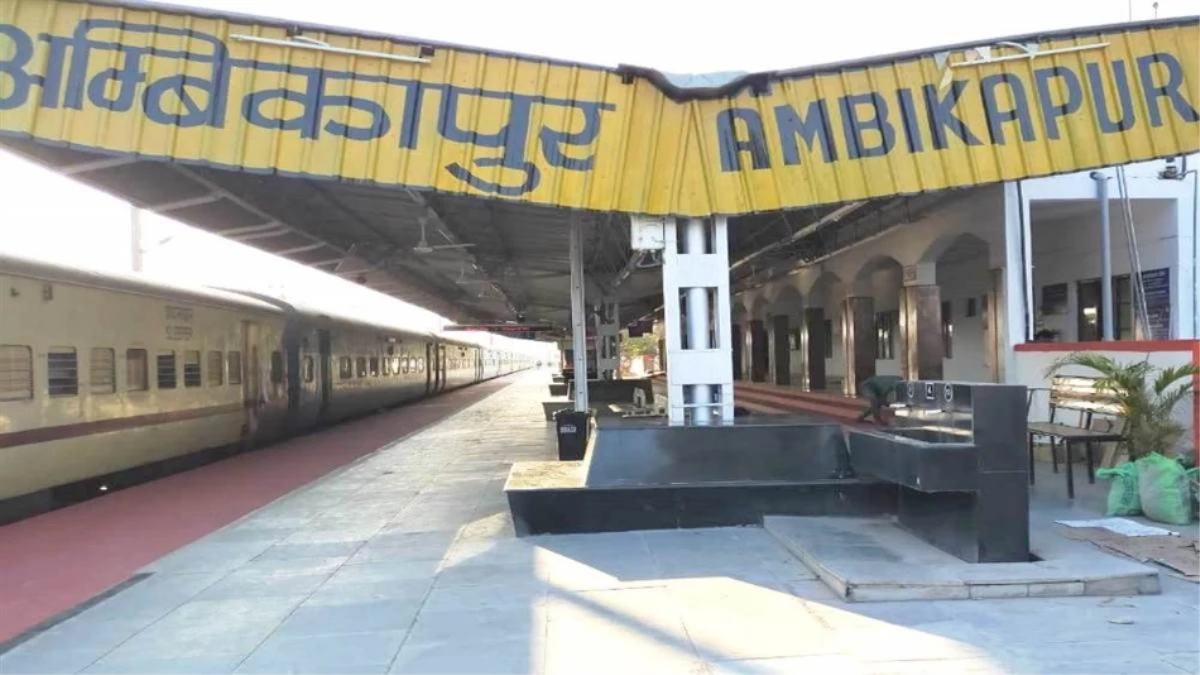रेणुकूट रेललाइन ज्यादा उपयोगी क्योंकि दूरी और लागत दोनों कम