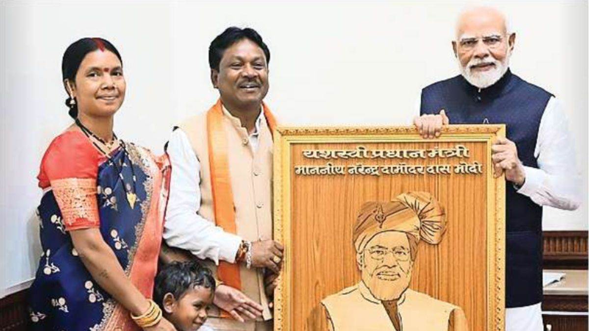 सांसद महेश कश्यप ने पीएम मोदी को बस्तर दशहरा में शामिल होने का दिया न्योता