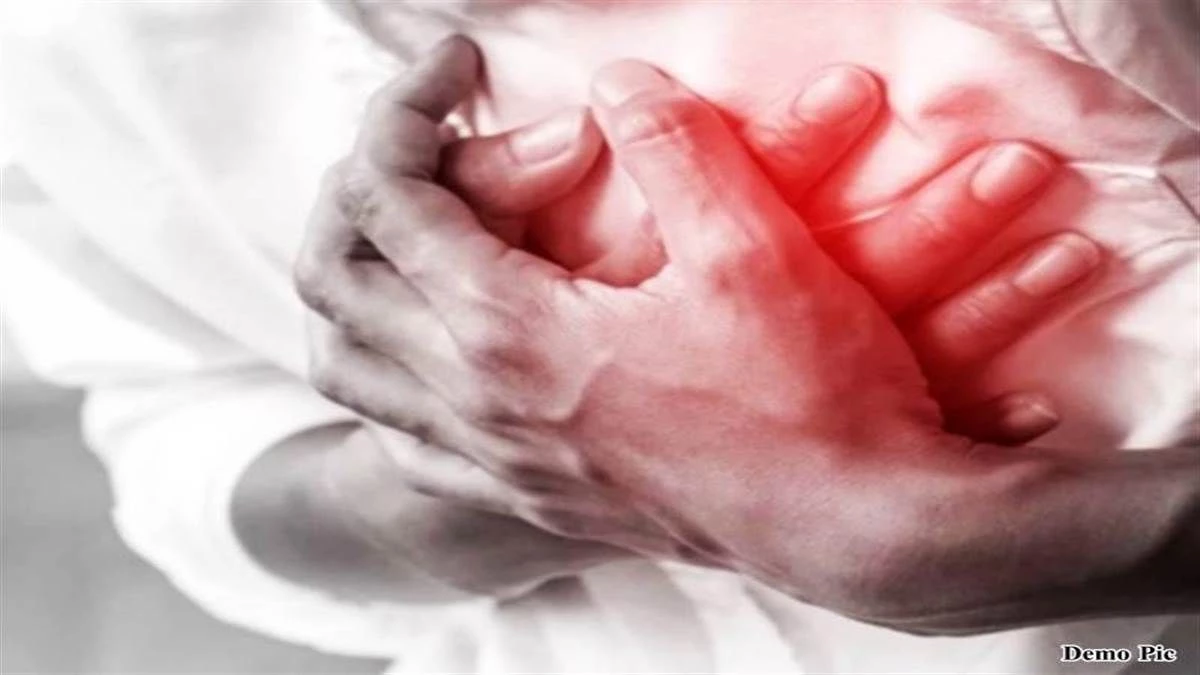 महाकाल भस्म आरती से पहले श्रद्धालु की हार्ट अटैक से मौत, मरने से पहले लिखा स्टेटस - "दिल तो महाकाल का है, हम किराएदार हैं"