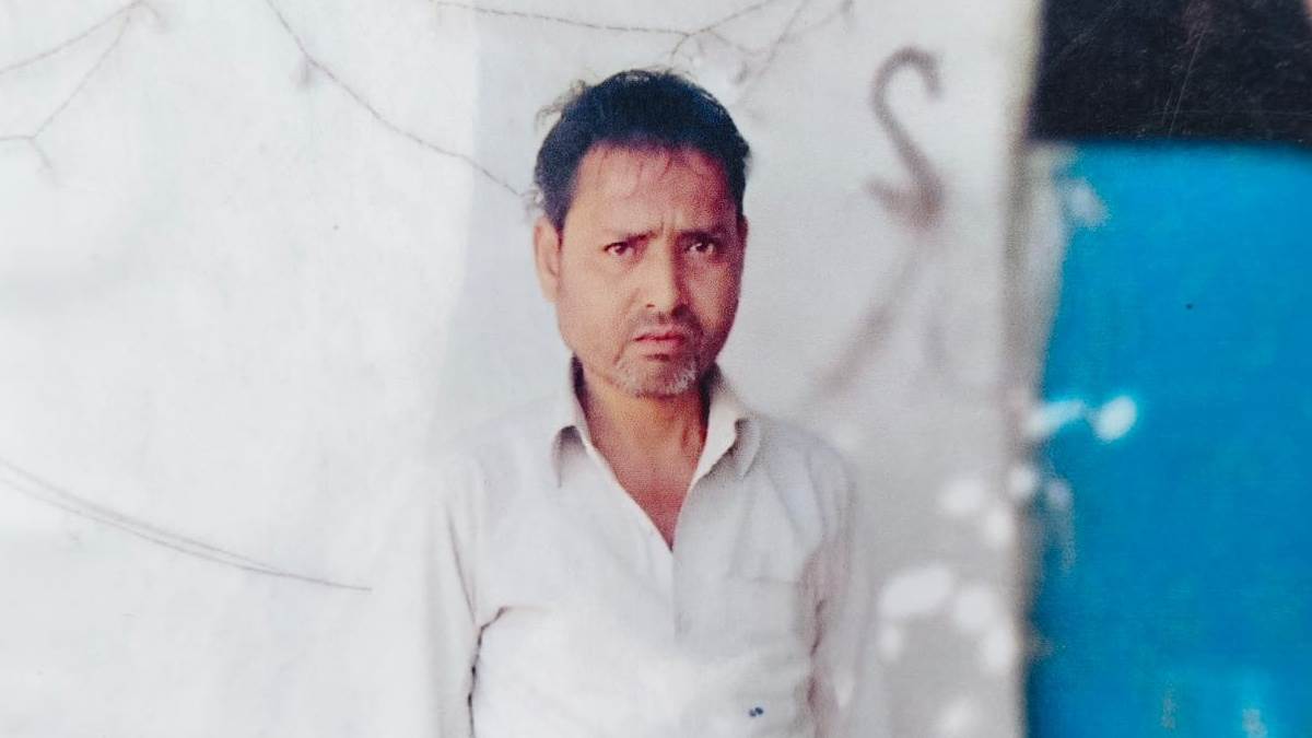 'भैया, मुझे किसी ने सिर पर पत्थर या कुछ मारा', यह बोलकर बाथरूम में गया, गिरा तो उठा ही नहीं