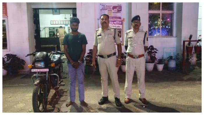 केलो डेम लूटकांड में बड़ा खुलासा, सिम बदलकर छिप रहा तीसरा आरोपी रामकुमार मेहता गिरफ्तार, आईफोन और बाइक जब्त