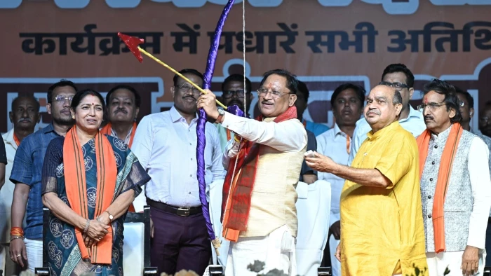 रायपुर के ऐतिहासिक WRS मैदान में रावण दहन, CM विष्णु देव साय बोले- सत्य और न्याय के पक्ष में खड़ा होना ही हमारे संस्कारों की पहचान