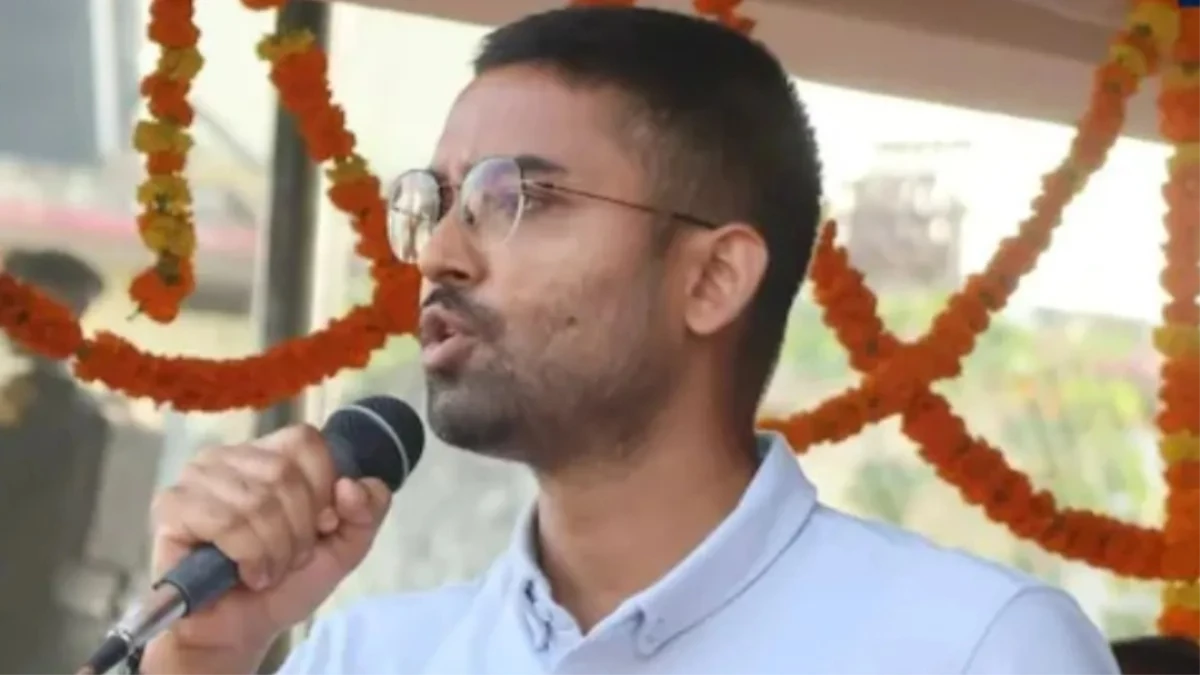 इंजीनियर से जींस-शर्ट में मंत्री तक... कौन है दीपक प्रकाश जो बिना चुनाव जीते बन गए मिनिस्टर