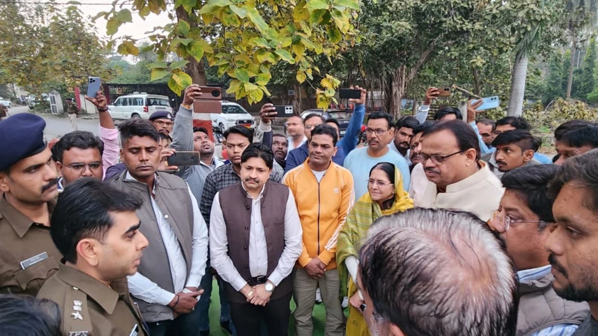 नरसिंहपुर के कांग्रेस कार्यकर्ता मंजीत घोसी गिरफ्तार, दिल्ली ले गई संयुक्त पुलिस टीम