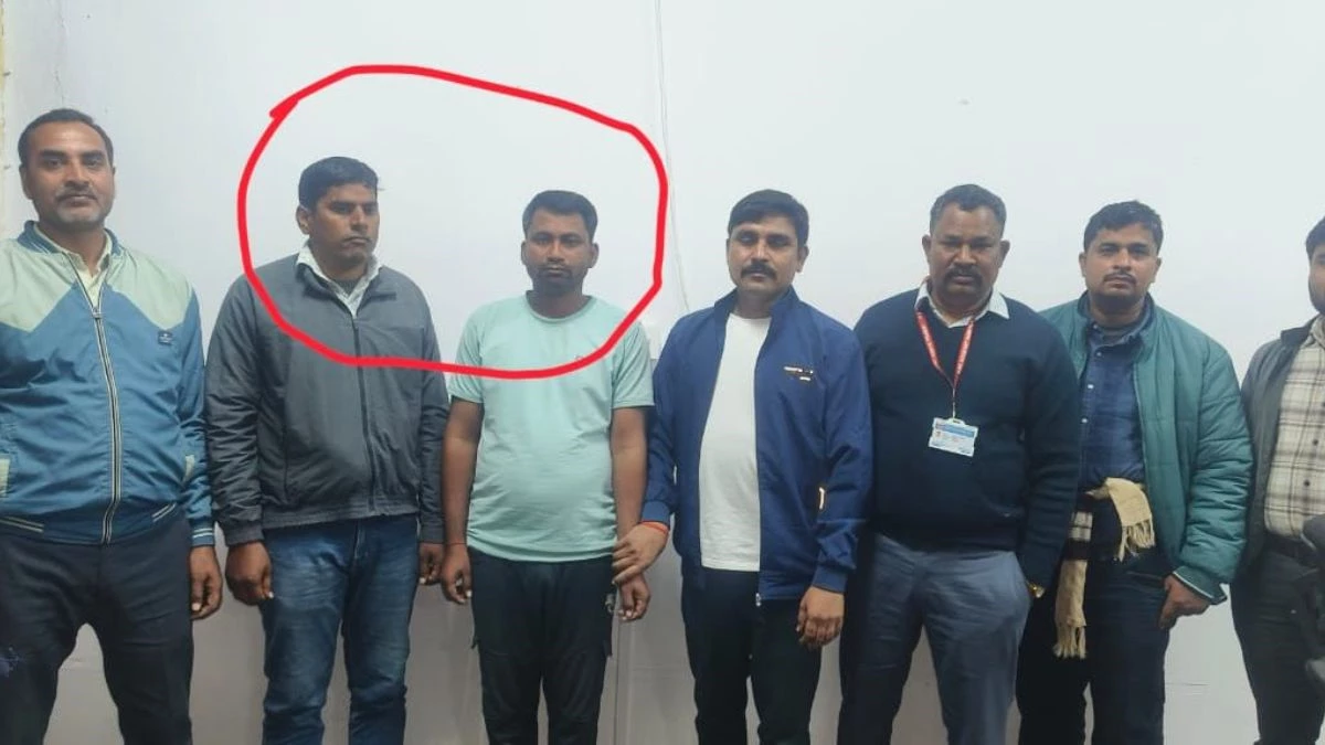 लोकायुक्त रीवा की सफल ट्रैप कार्रवाई, 4800 रुपये की रिश्वत लेते पटवारी और सर्वेयर पकड़ा