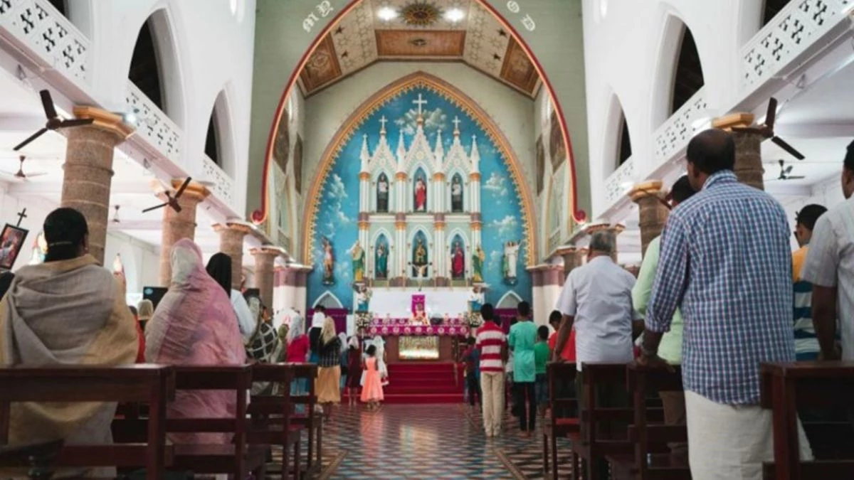 जबलपुर में चर्च बना अखाड़ा, 'जय श्री राम' के नारों से गूंजा परिसर, प्रार्थना सभा के दौरान चले लात-घूंसे