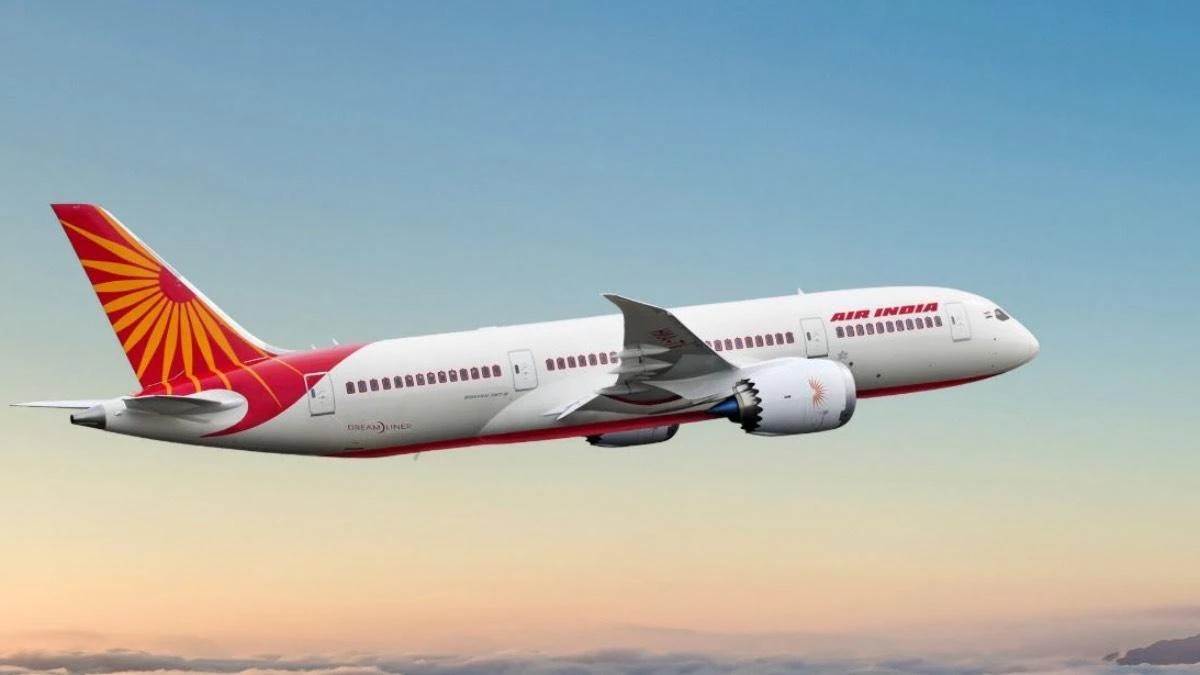 Air India SALE: रिपब्लिक डे पर एयर इंडिया की धमाकेदार सेल, ट्रेन के किराये में मिलेगी फ्लाइट टिकट