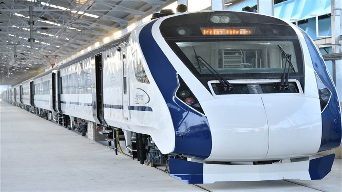 Vande Bharat: वंदे भारत में सफर करने वालों के लिए अच्‍छी खबर, सस्ता होगा ट्रेन का टिकट, स्लीपर कोच लगाने की योजना