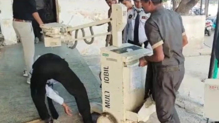 दो और नक्सलियों के शव बरामद, पोस्टमार्टम से पहले पोर्टेबल मशीन से होगा एक्स-रे, कहीं अंदर विस्फोटक तो नहीं
