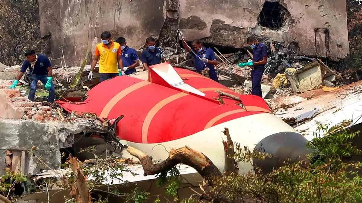 Air India Crash: अमेरिकी संसद में पेश रिपोर्ट में खुलासा, एयर इंडिया के विमान में शुरू से थी गड़बड़ी