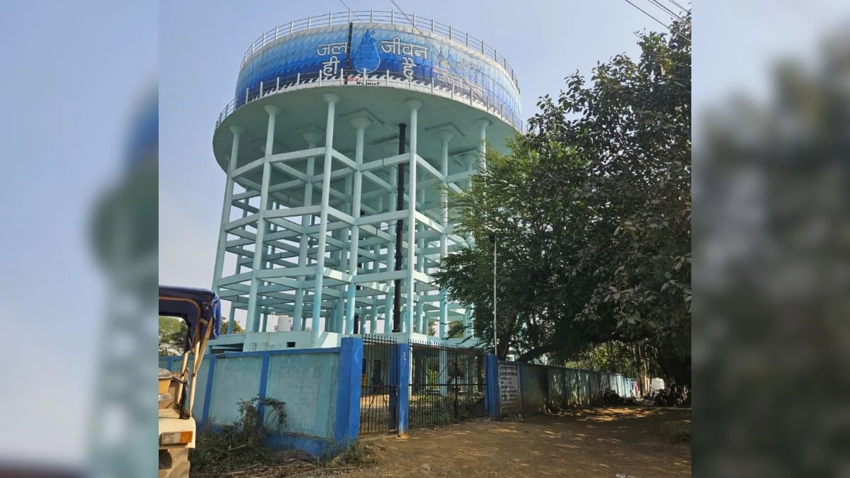 करोड़ों खर्च के बाद भी रायपुर में जल संकट, टंकी और पाइपलाइन अधूरी... एक लाख आबादी फिर टैंकरों पर निर्भर