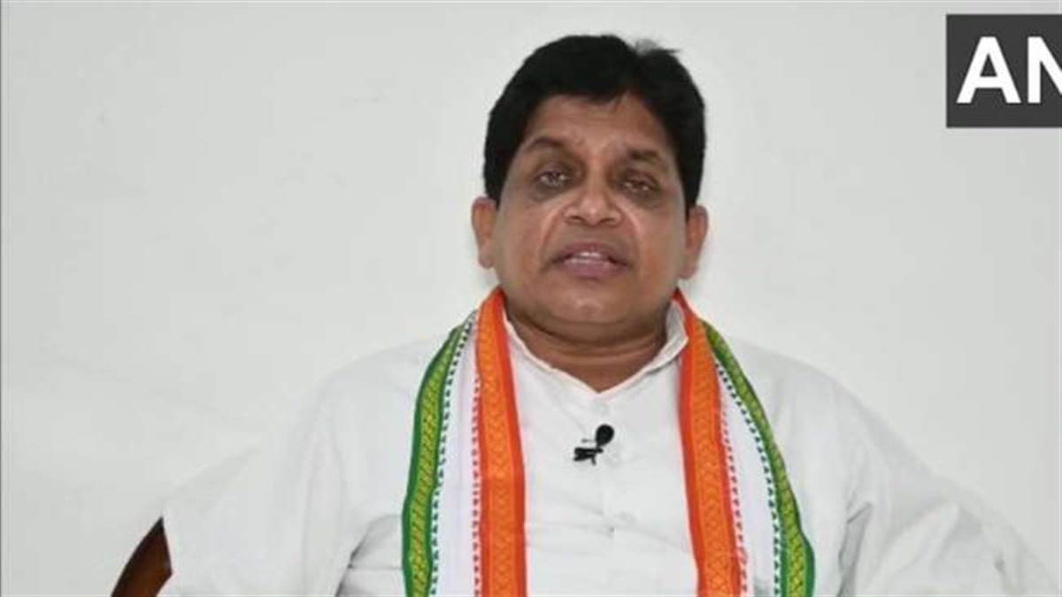 Raipur: आखिर क्यों सुर्खियों में है रायपुर का यह सामुदायिक भवन, पूर्व मंत्री शिव डहरिया की पत्नी से क्या है कनेक्शन, जानिए पूरा मामला