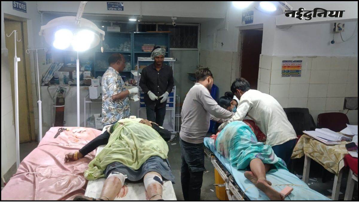 कटनी में भीषण सड़क हादसा, शादी से लौट रहे ऑटो को ट्रैक्टर ने मारी टक्कर, एक ही परिवार के 5 लोग गंभीर रूप से घायल