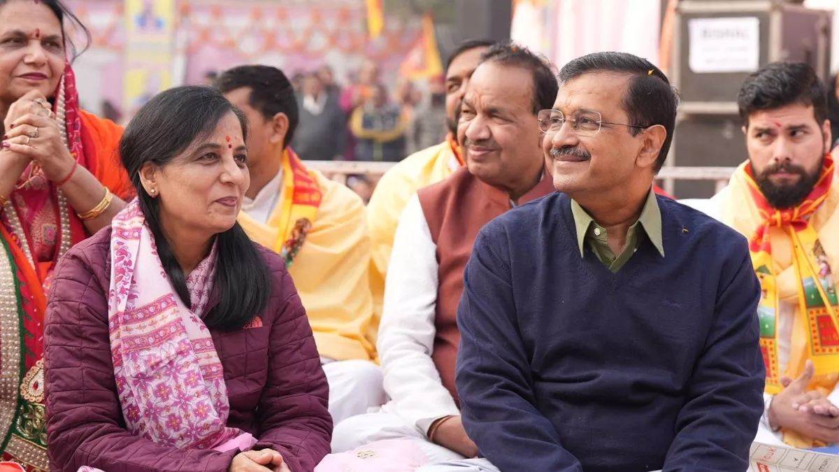 CM केजरीवाल के समर्थन में उतरीं पत्नी सुनीता, एक पोस्ट से दिया BJP को जवाब