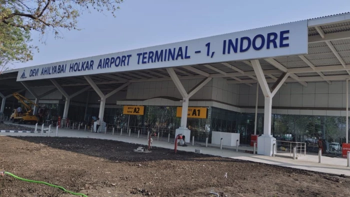 इंदौर एयरपोर्ट के टर्मिनल-1 से संचालित होंगी जयपुर-रायपुर जैसी 16 उड़ानें, प्रति घंटे 300 यात्री भर सकेंगे उड़ान