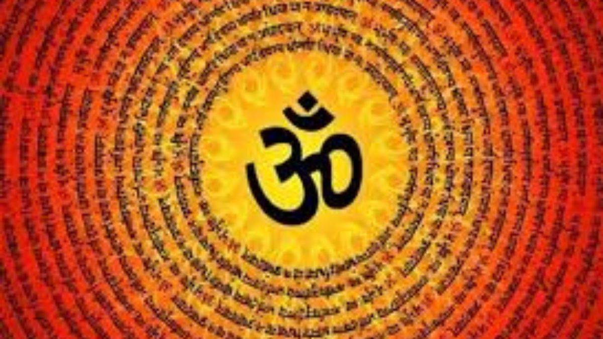 गायत्री मंत्र 108 Times | Shekhar Ravjiani | GAYATRI MANTRA - ॐ भूर्भुवः  स्वः | Om Bhur Bhuva Swaha - YouTube