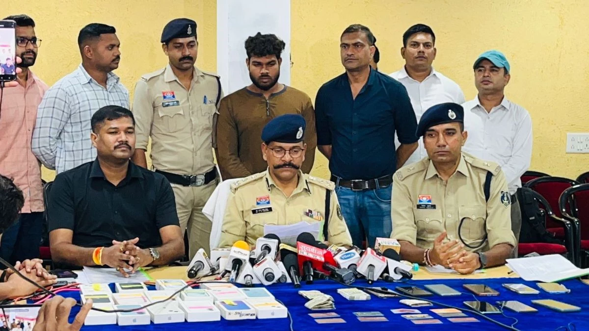 Abhanpur Murder Case: सुलझ गई रात के सन्नाटे में डबल मर्डर की गुत्थी, पुलिस ने कर दिया बड़ा खुलासा