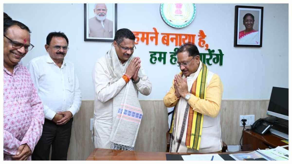 छत्तीसगढ़ के 3 लाख कर्मचारियों के लिए खुशखबरी! संविदा नियमितीकरण पर सीएम ने  दिया ठोस भरोसा